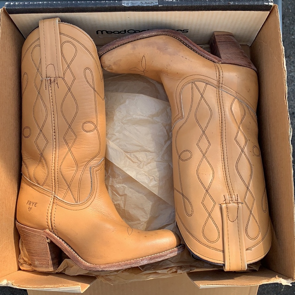 Vintage 80s Frye Boots (Size 6.5)